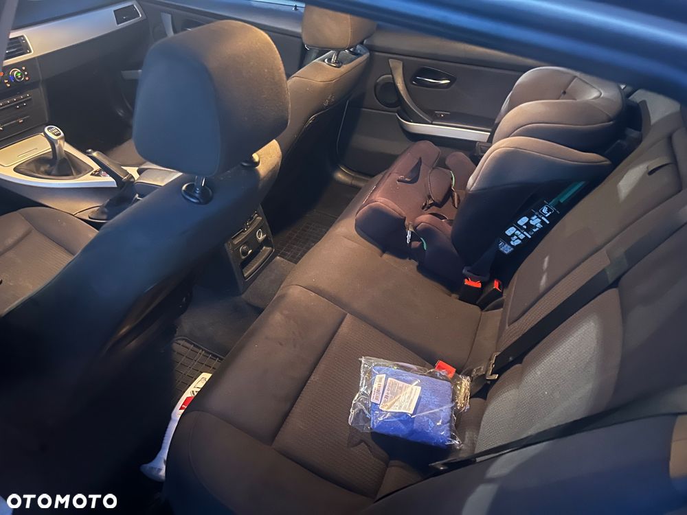 BMW Seria 3 318d DPF - 7