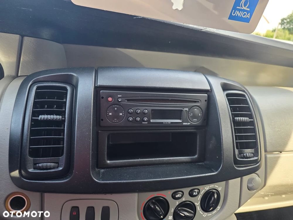 Opel VIVARO - 23