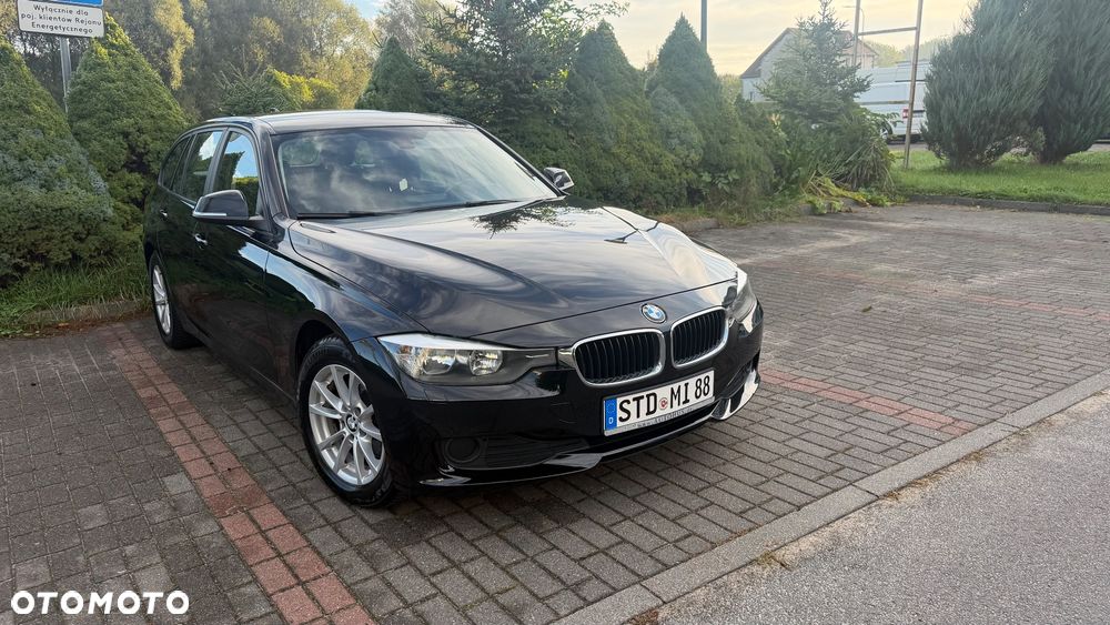 BMW Seria 3 320d - 4