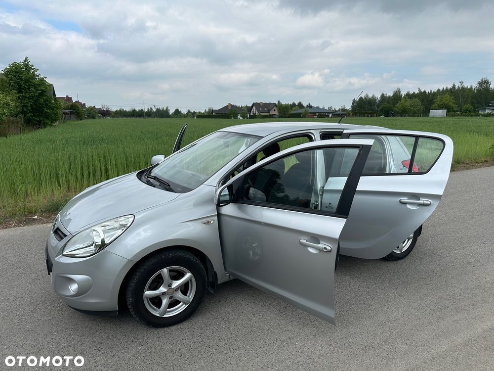 Hyundai i20 1.2 Comfort EU5 - 27