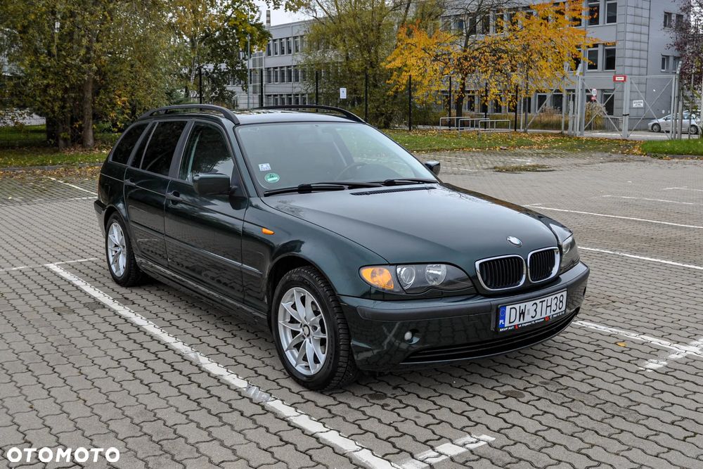 BMW Seria 3 316i Touring - 6