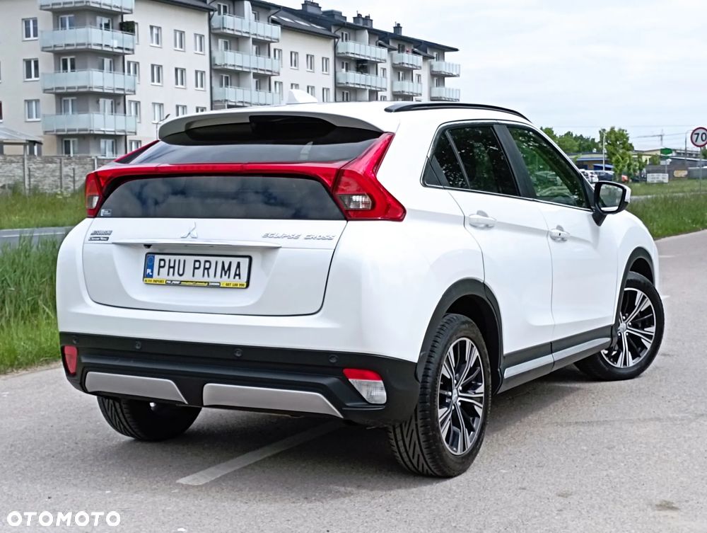 Mitsubishi Eclipse Cross - 16
