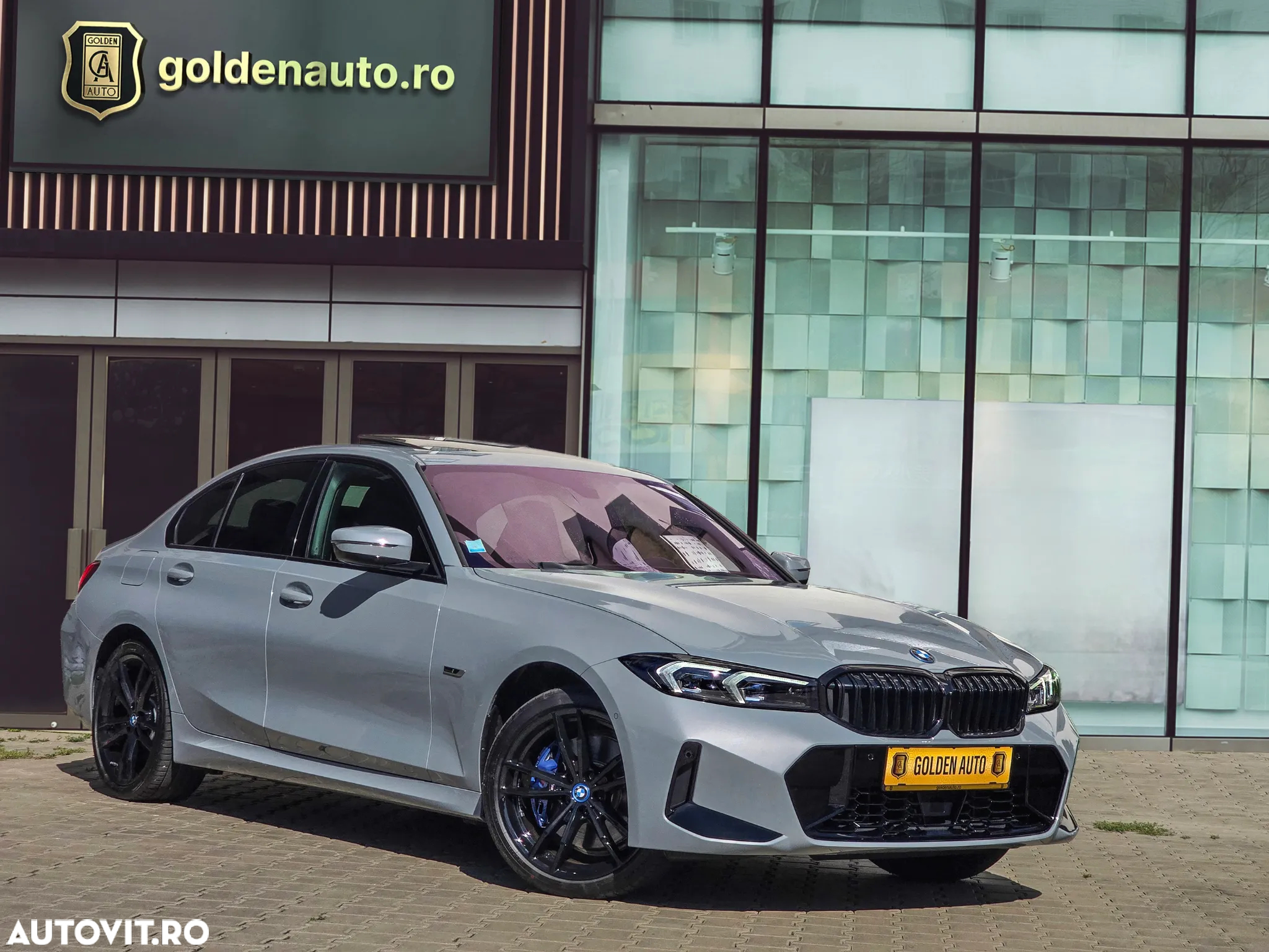 BMW Seria 3 - 32
