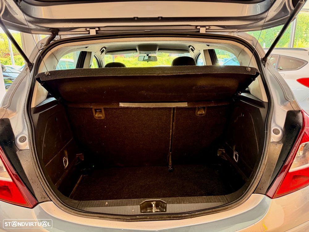 Opel Corsa 1.2 Enjoy - 11