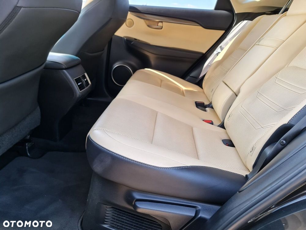 Lexus NX 200t Comfort AWD - 10