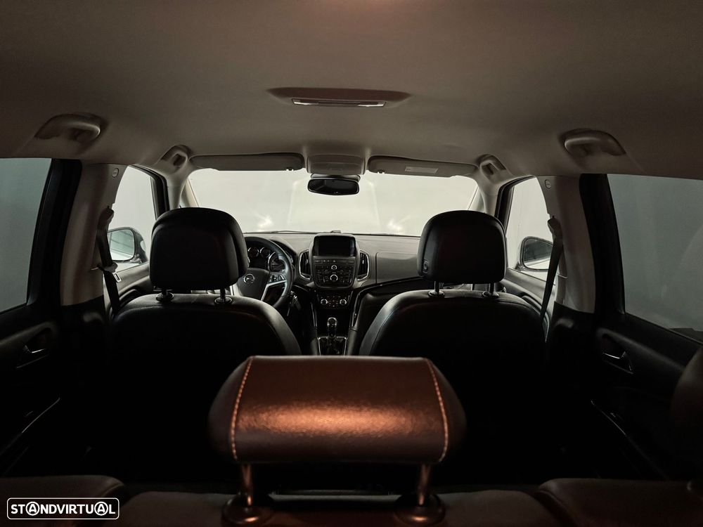 Opel Zafira - 29