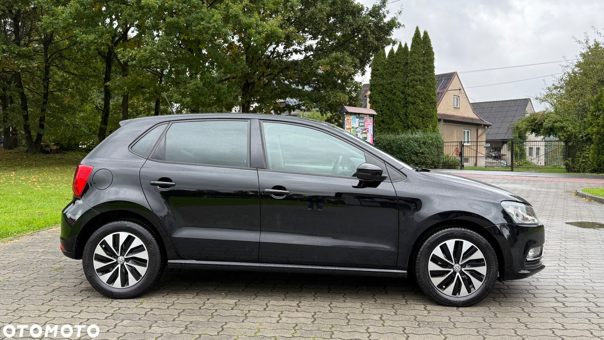 Volkswagen Polo 1.2 TSI Blue Motion Technology Highline - 12