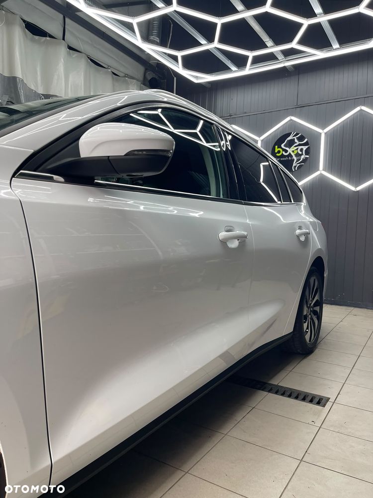 Ford Focus 1.5 EcoBlue Start-Stopp-System ACTIVE DESIGN - 8