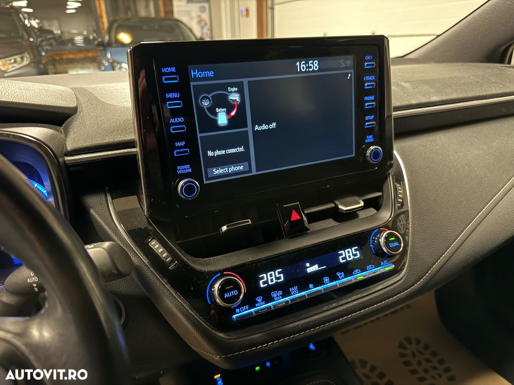 Toyota Corolla 1.8 Hybrid Business Edition - 15