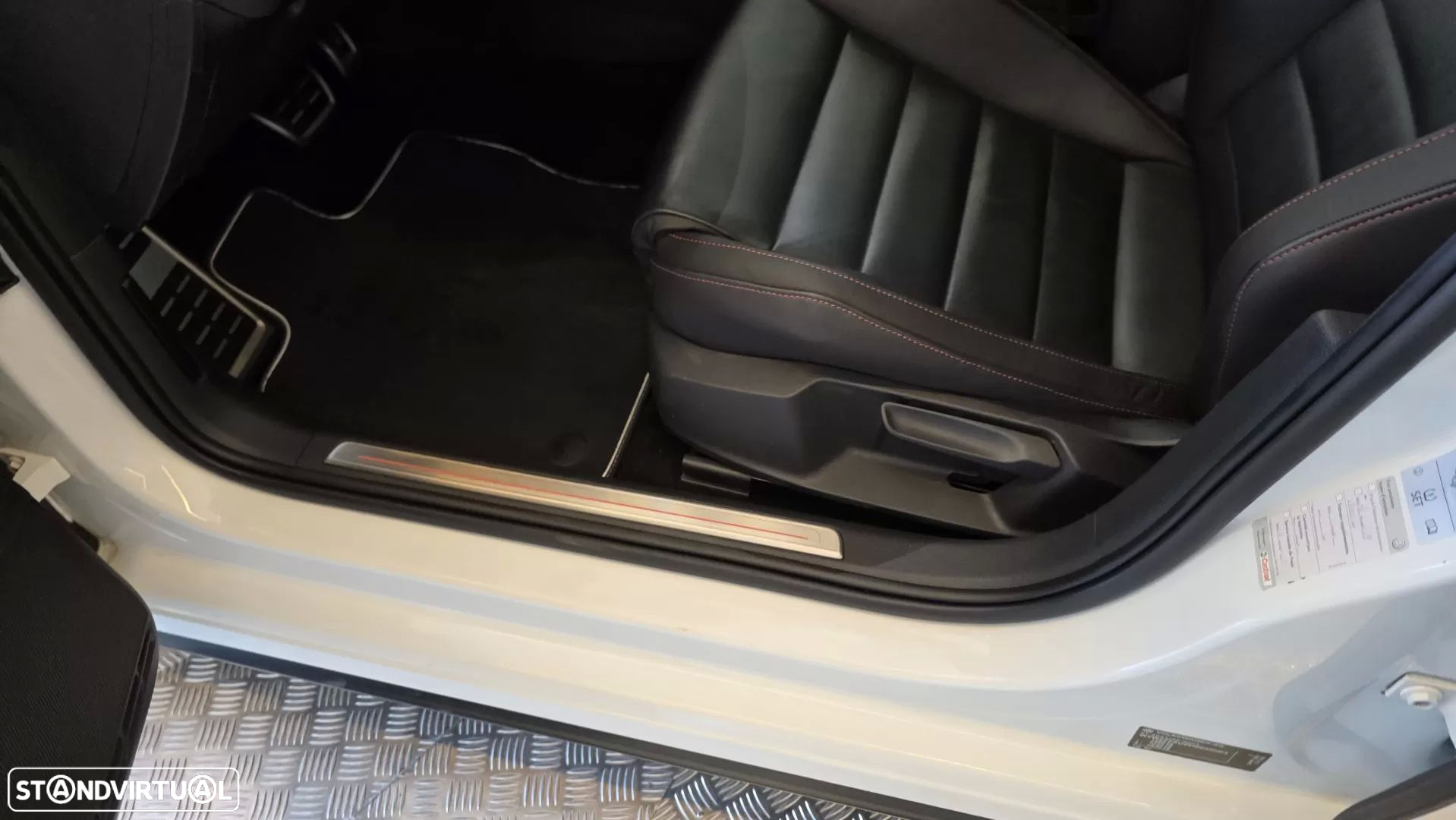 VW Golf 2.0 TSi GTi DSG Performance - 37