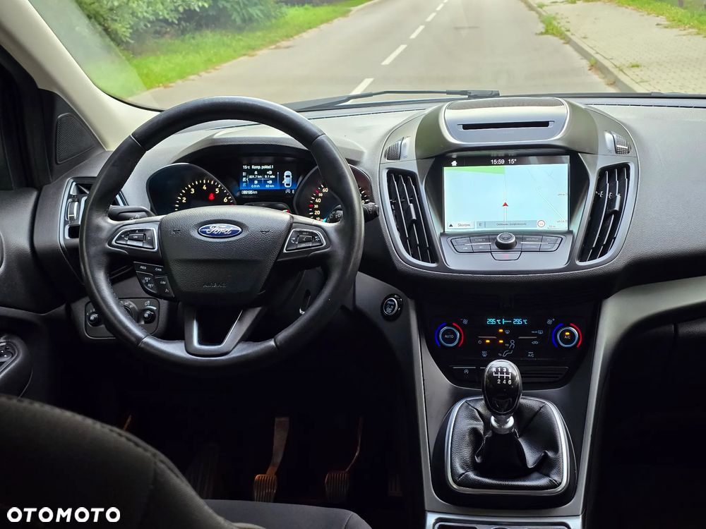 Ford Kuga 1.5 EcoBoost 2x4 Titanium - 25
