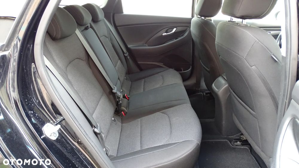 Hyundai i30 1.5 T-GDI 48V-Hybrid DCT EDITION 30+ - 18