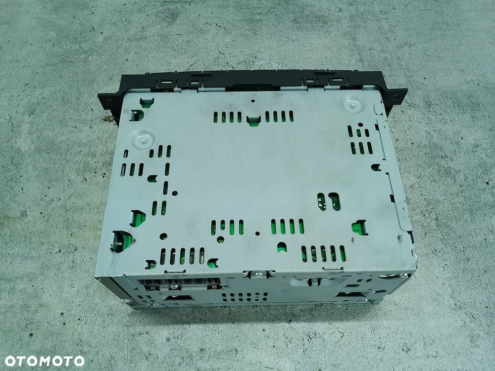 RADIO Z MP3 DODGE CALIBER P05064362AA - 2