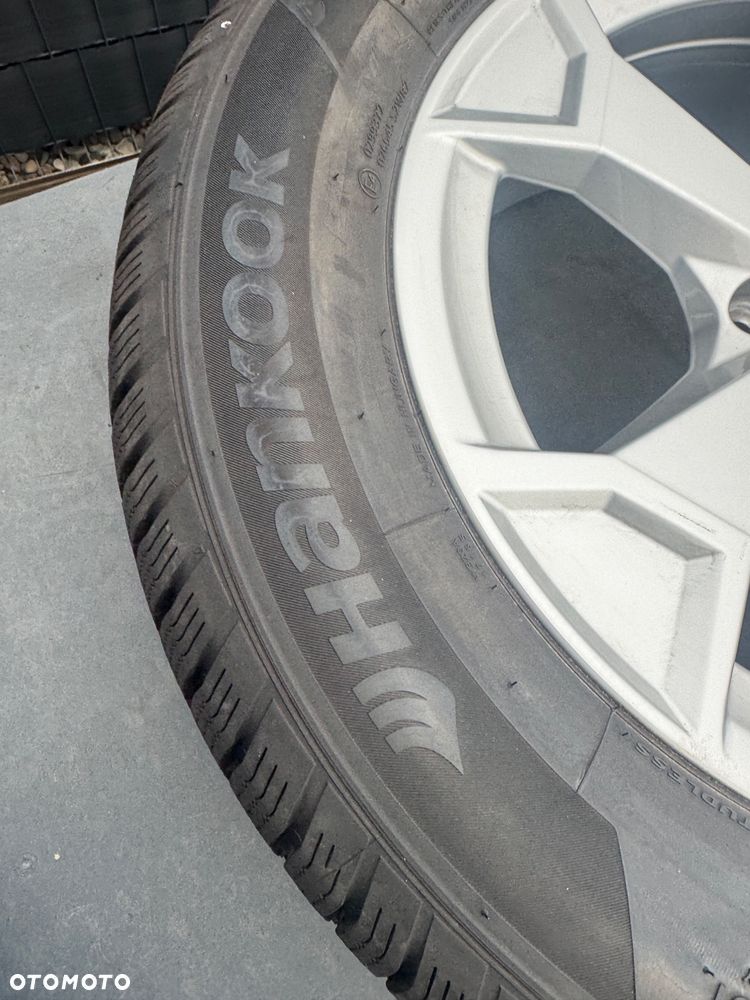 Komplet Alu do Audi Q3 215/65/17 Zima Idealne.8mm - 3