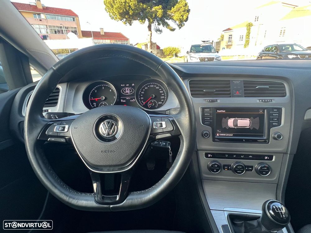 VW Golf 1.6 TDi GPS Edition - 14