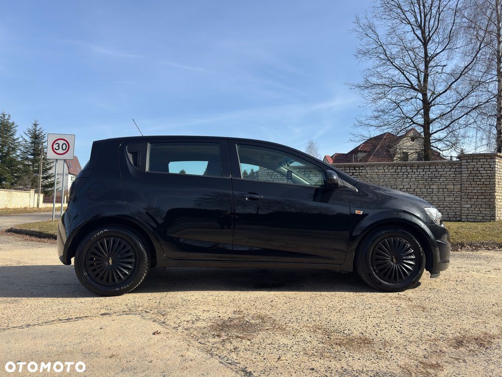 Chevrolet Aveo 1.2 LT - 4