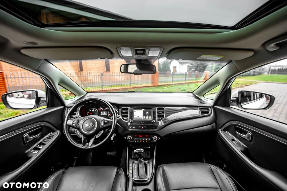 Kia Carens 1.7 CRDi Business Line 7os 7DCT - 26