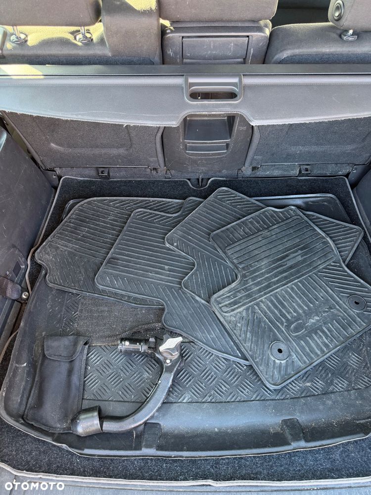 Opel Zafira - 18