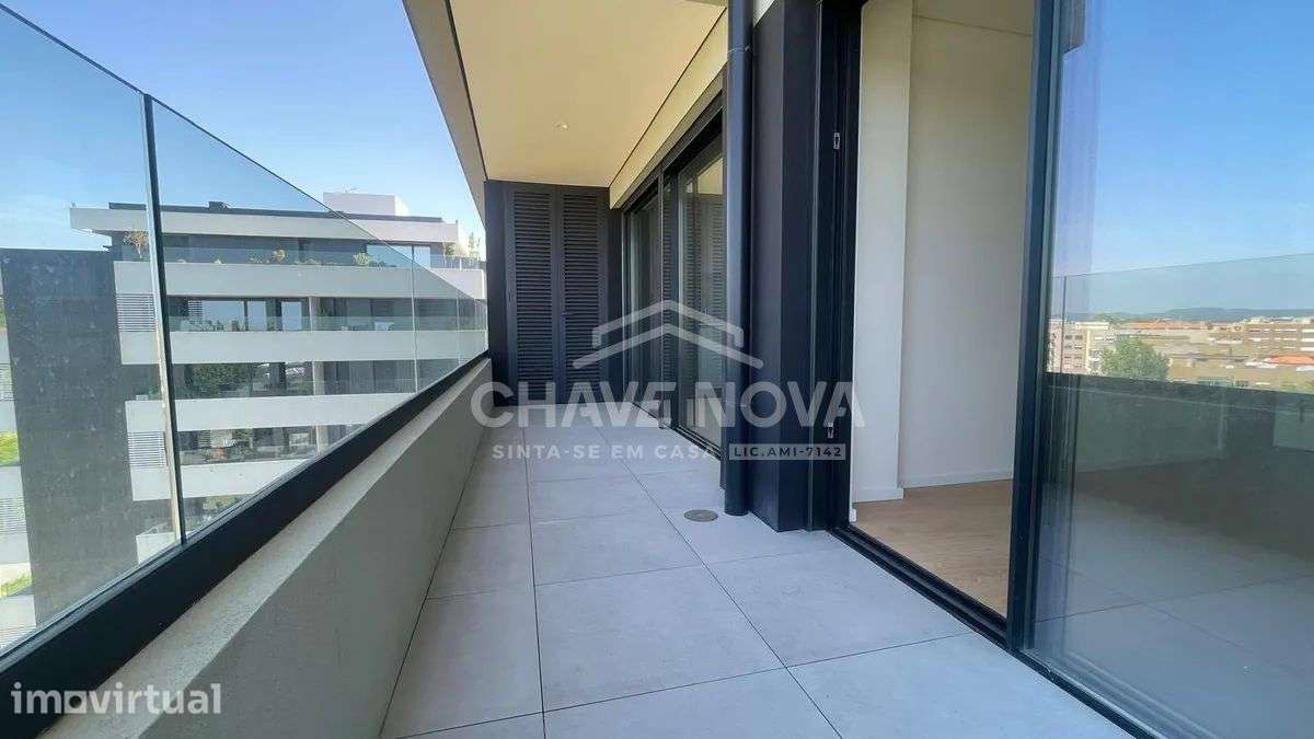 T1 Novo com Garagem, Varanda e Vista Desafogada – PRT/01631/MH - Grande imagem: 4/14