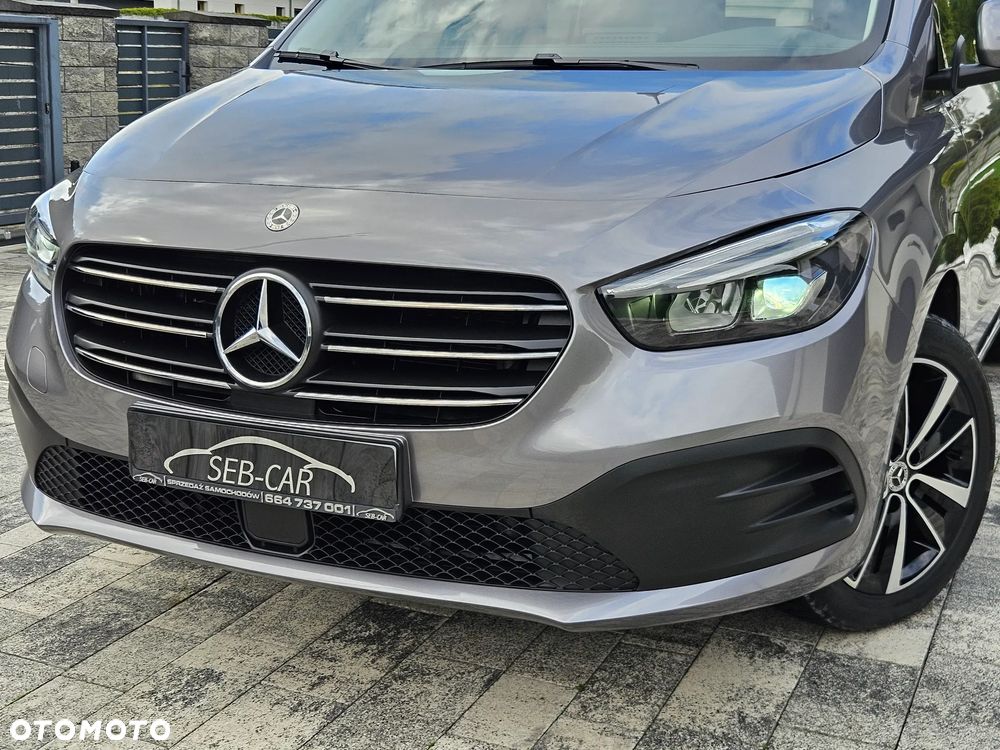 Mercedes-Benz Klasa T 180 d - 17