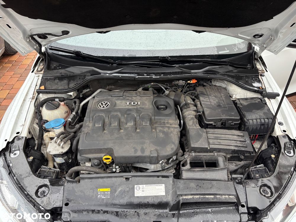 Volkswagen Scirocco 2.0 TDI (Blue Motion Technologie) - 10