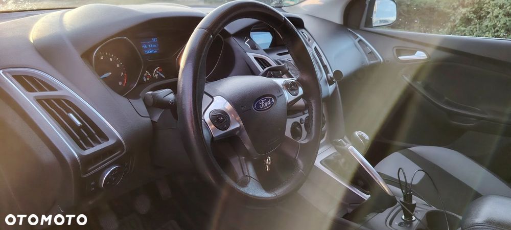 Ford Focus 1.0 EcoBoost Start-Stopp-System Champions Edition - 27