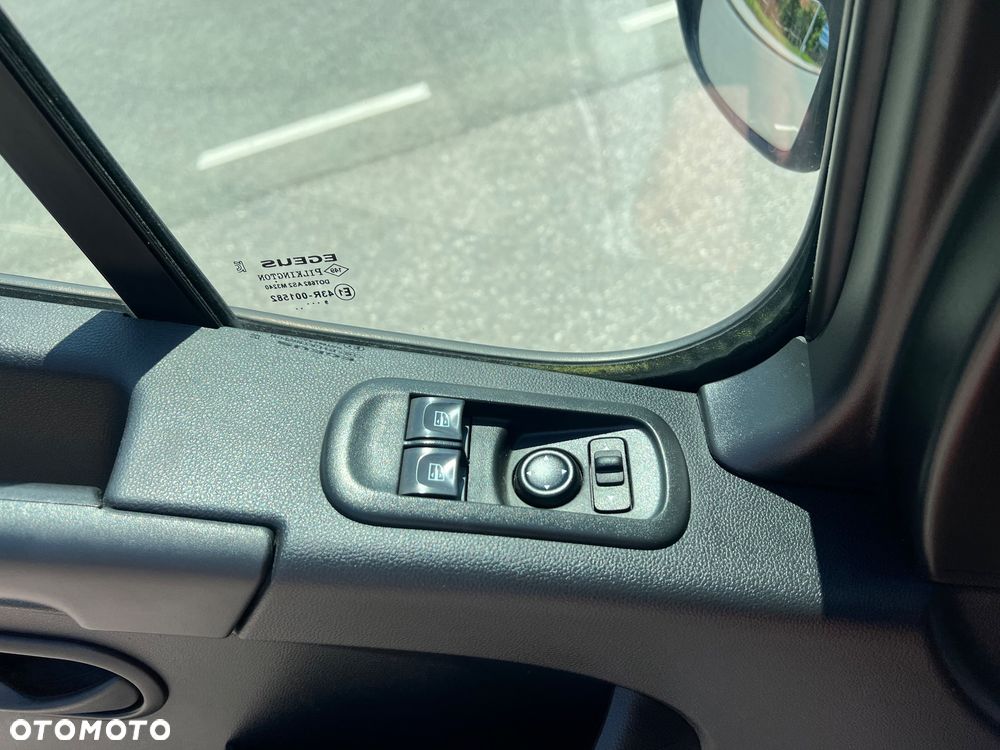 Renault Master - 17
