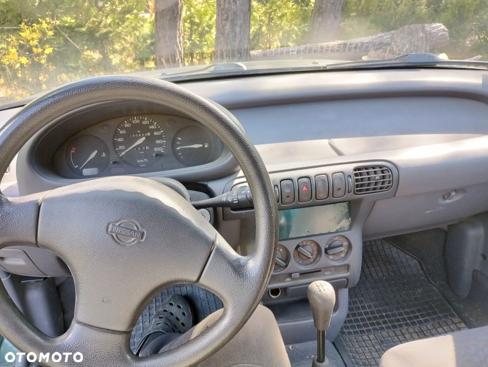 Nissan Micra - 9