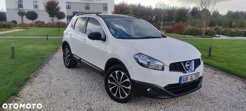 Nissan Qashqai 2.0 dCi 4 x 4 DPF 360 - 1