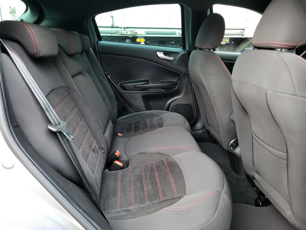Alfa Romeo Giulietta 1.4 TB Sprint - 28