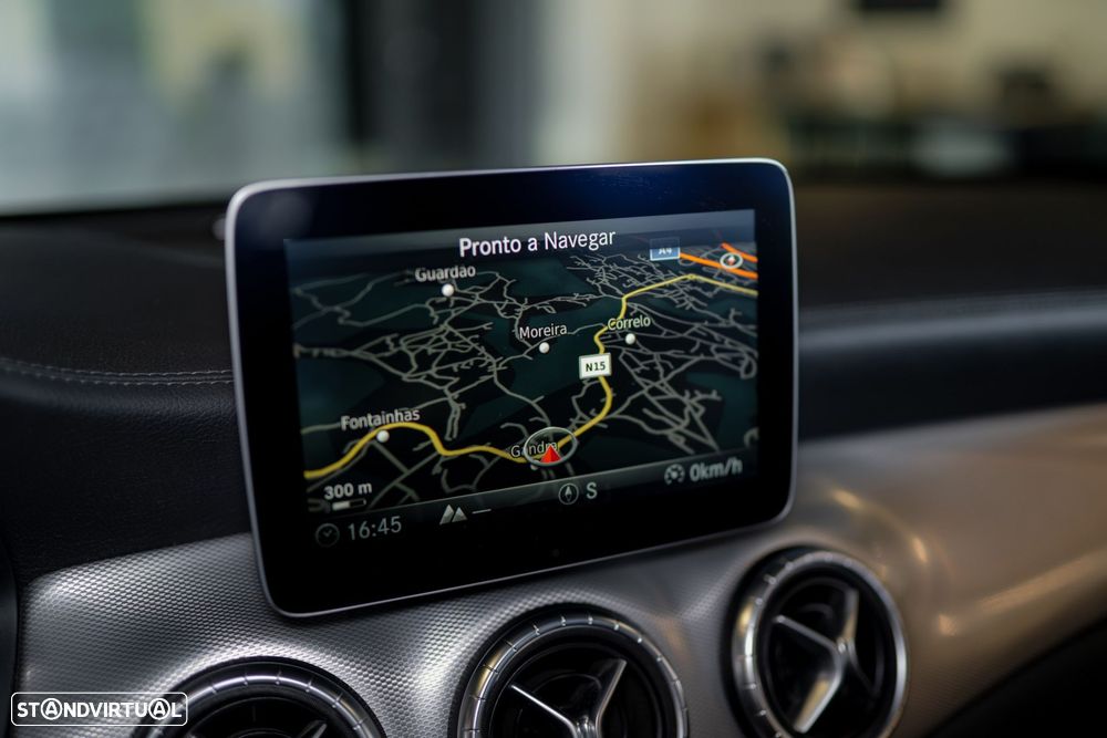 Mercedes-Benz CLA 200 d Shooting Brake Urban - 25