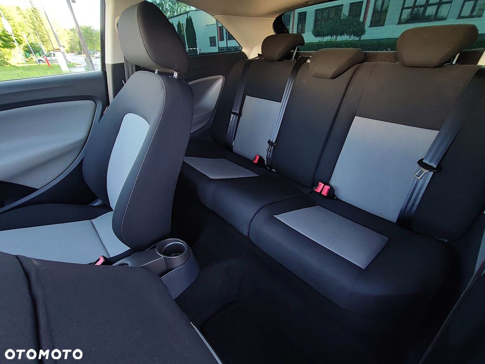 Seat Ibiza SC 1.4 16V Style - 25