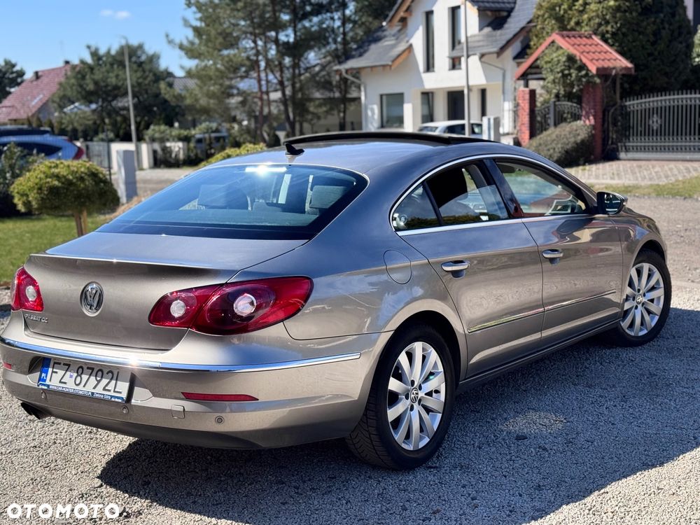 Volkswagen Passat CC 2.0 TDI BlueMotion Technology Exclusive - 30