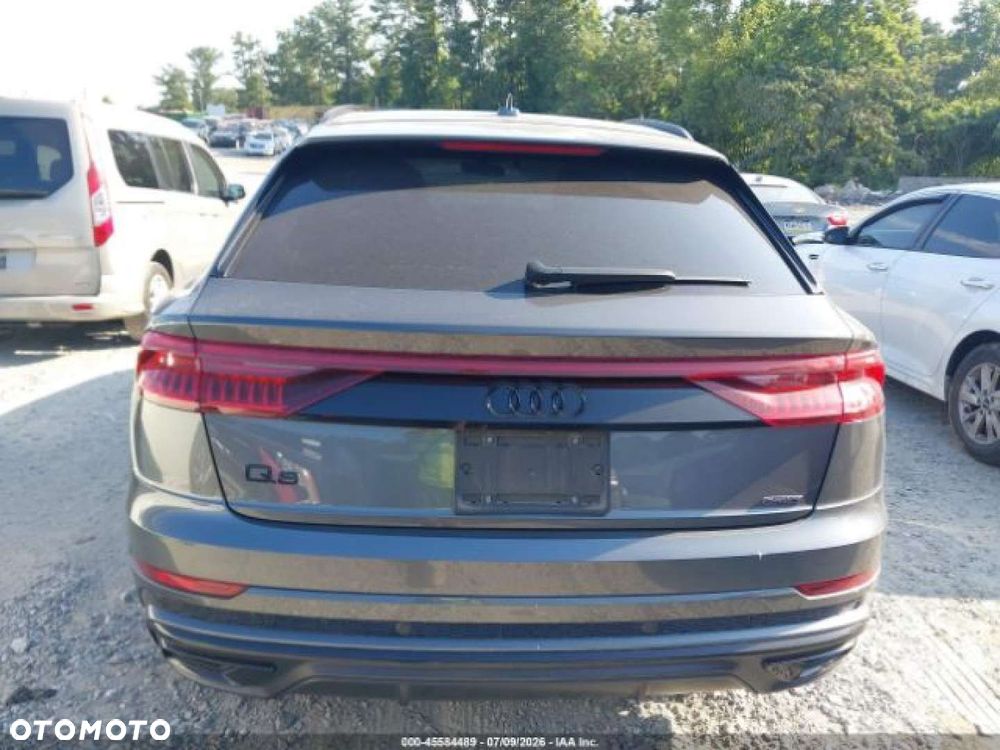 Audi Q8 - 9