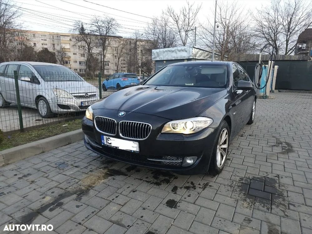 BMW Seria 5 525d xDrive - 3