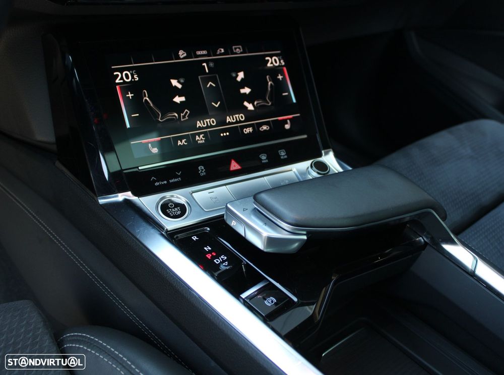 Audi Q8 e-Tron 50 quattro S line - 11