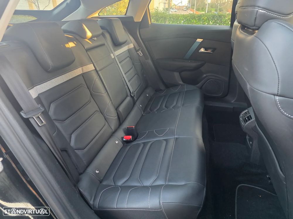 Citroën e-C4 50 kWh Shine - 13