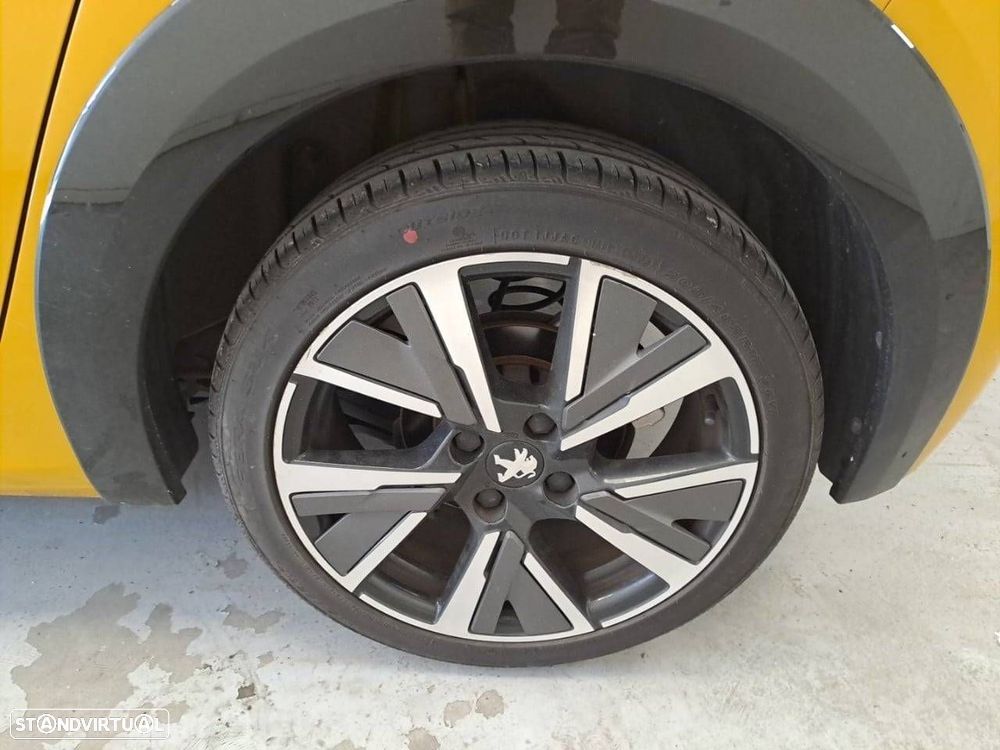 Peugeot 208 1.2 PureTech GT - 11
