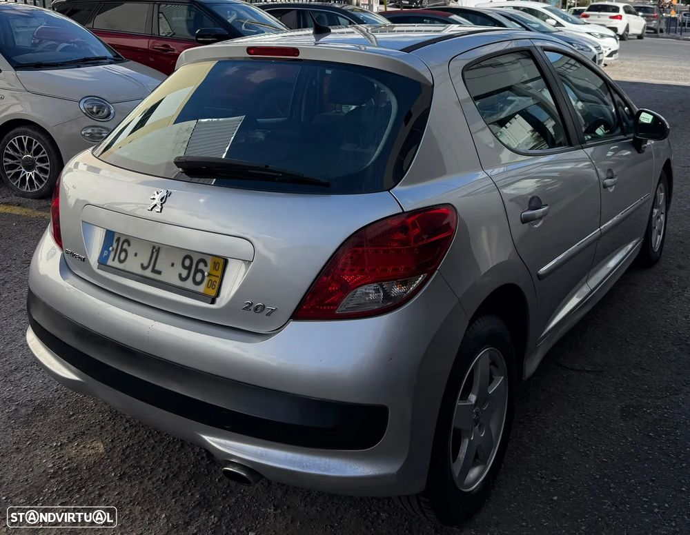 Peugeot 207 1.4 16V Active - 3