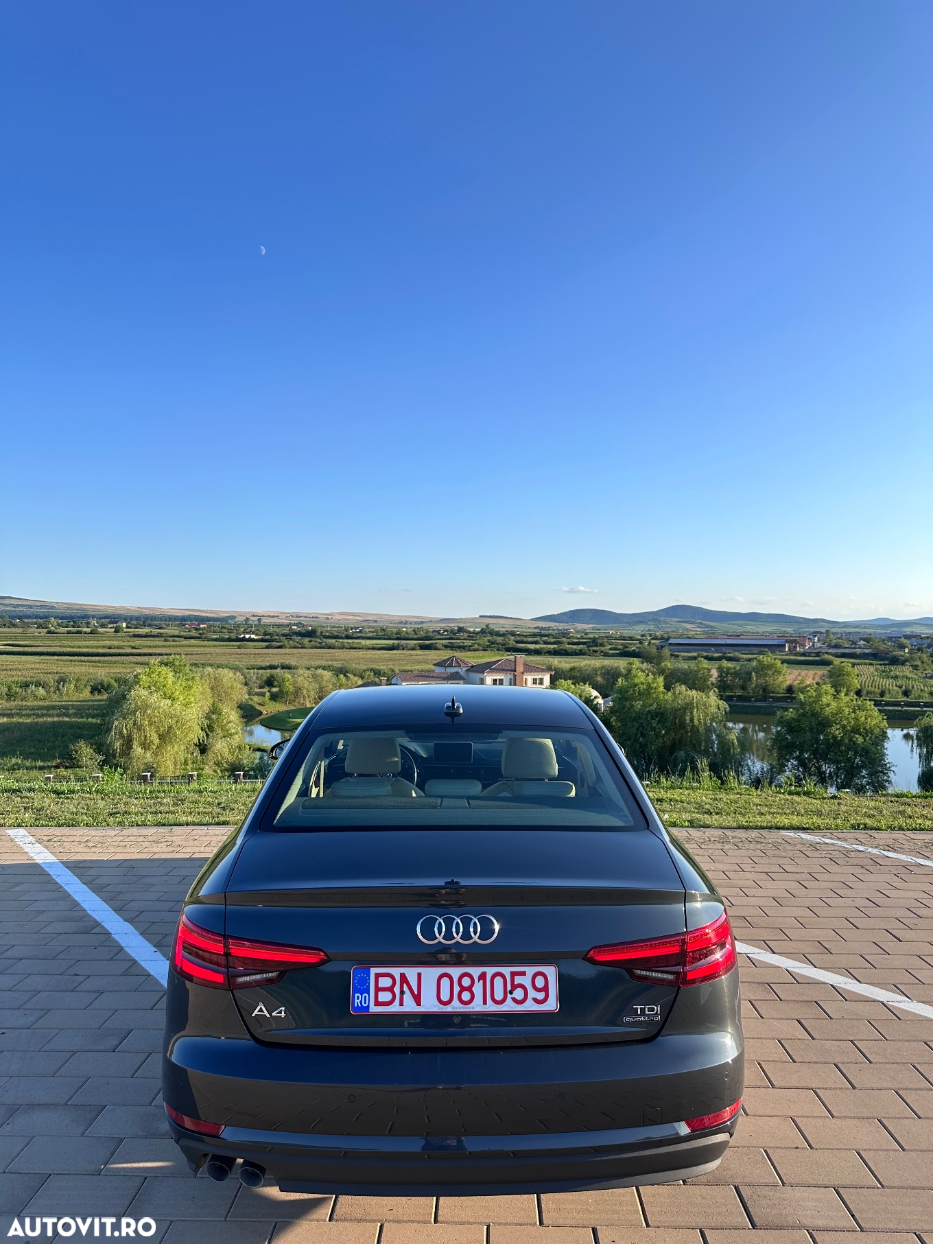 Audi A4 Avant 2.0 TDI S tronic quattro - 4