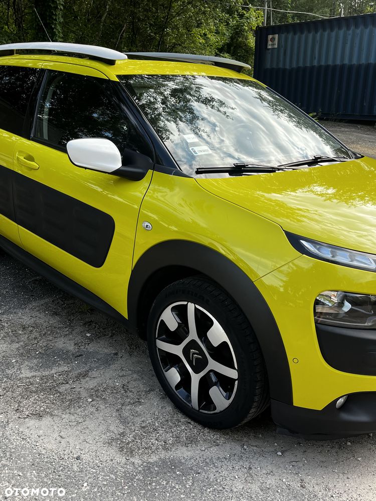 Citroën C4 Cactus 1.2 PureTech Shine Edition S&S - 8