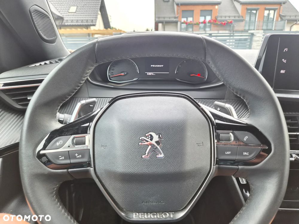 Peugeot 2008 PureTech 130 EAT8 Allure Pack - 17