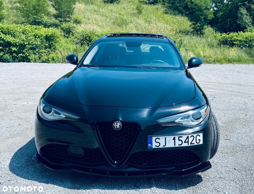 Alfa Romeo Giulia 2.0 Turbo 16V AT8 Veloce Ti - 5