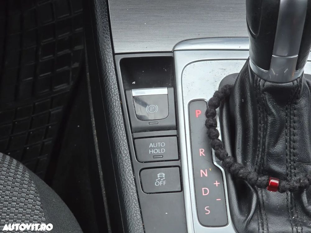 Volkswagen Passat 2.0 TDI DSG BlueMotion Technology Comfortline - 13