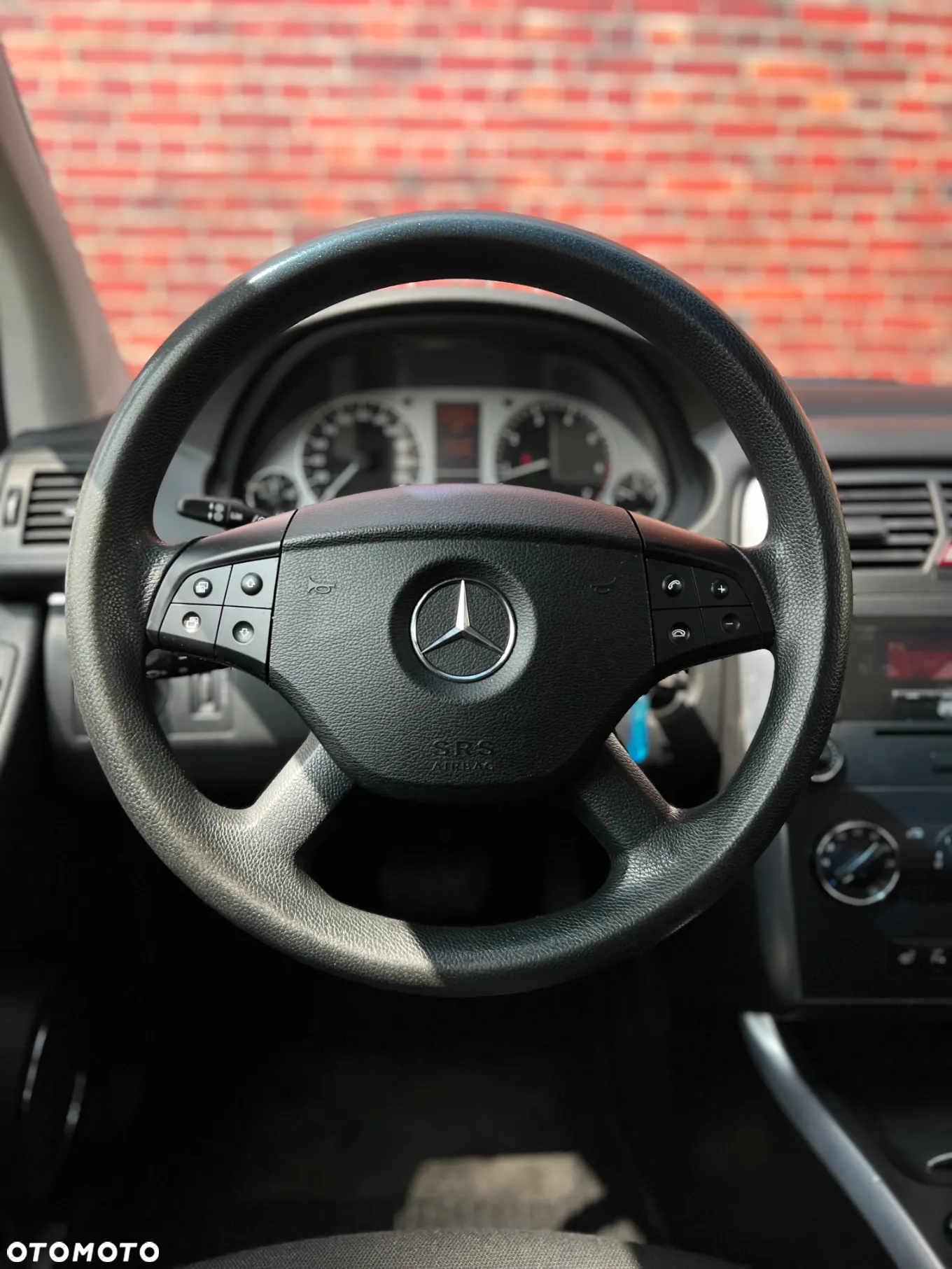 Mercedes-Benz Klasa B - 32