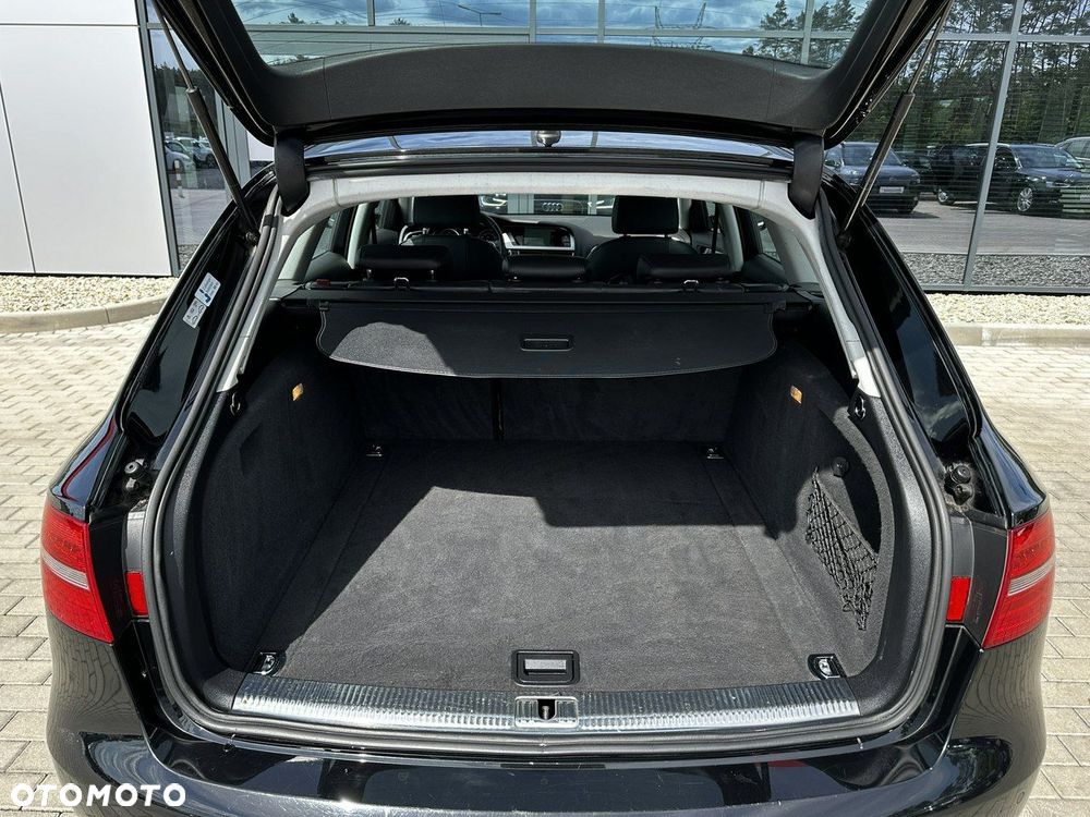 Audi A4 Avant - 30