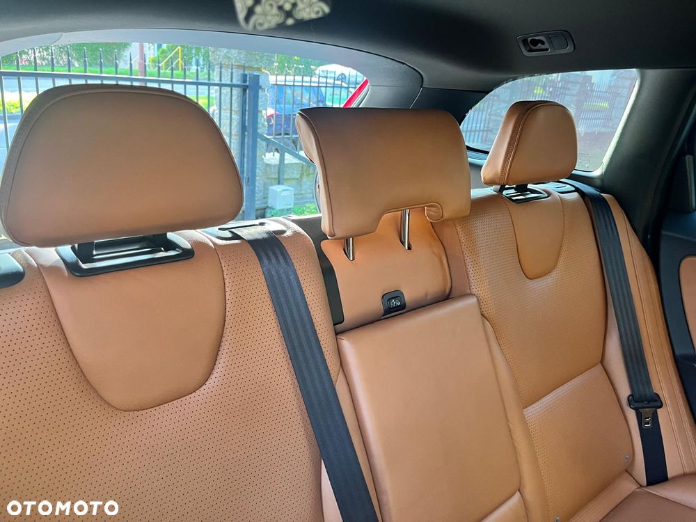 Volvo XC 60 D5 AWD Summum - 18