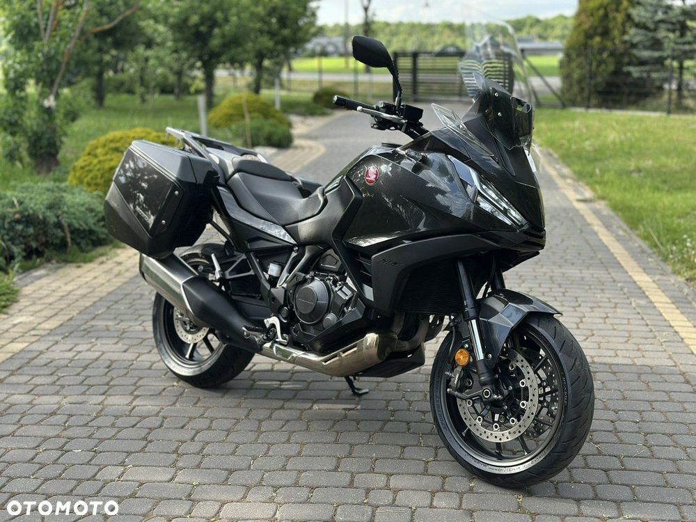 Honda NT - 24