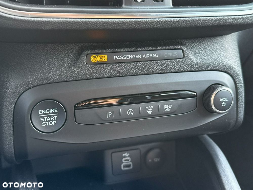 Ford Focus 1.5 EcoBlue Start-Stopp-System TITANIUM EDITION - 38