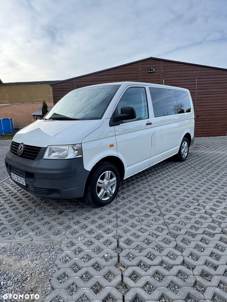 Volkswagen Transporter - 2